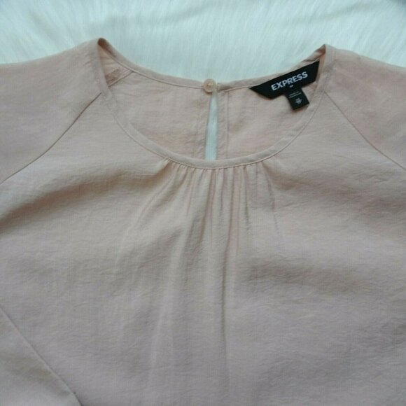💰3/$2 EXPRESS Pink Blouse Top Puffed Balloon Sleeve Shirred Button Cuff Chic XS - Picture 7 of 13